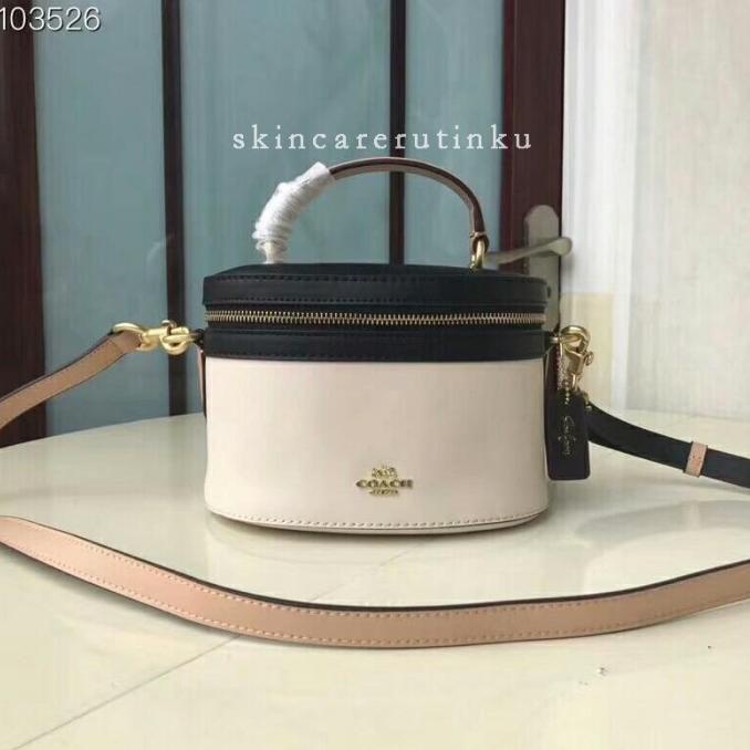 Harga tas coach x selena gomez sale