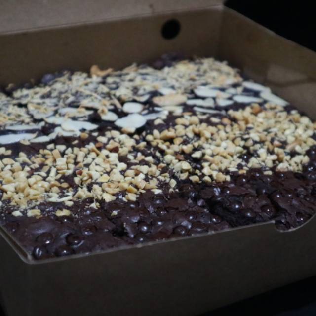 Jual Brownies/ Fudge Brownies ukuran 20x20 Shopee Indonesia