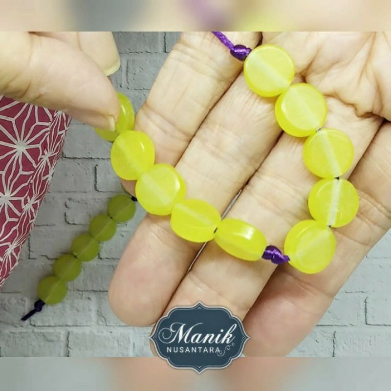 Jual Manik Nusantara Resin Bulat Pipih Kuning / Pink / Biru Iris 10mm ...