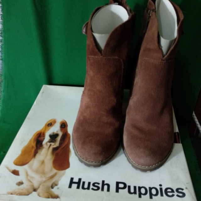 Sepatu boot hush on sale puppies