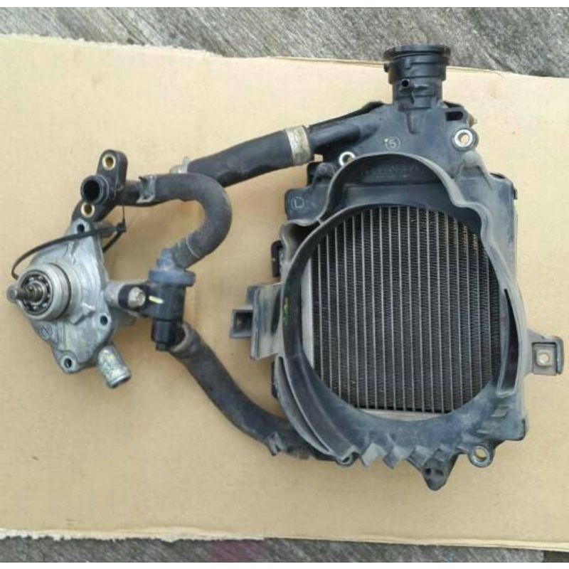 Jual RADIATOR , pompa radiator , slang , selang vario 150 | Shopee ...