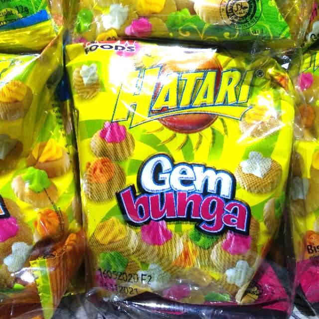 Jual GEM BUNGA BISKUIT JUMBO 24gr pack isi 10 bungkus | Shopee Indonesia