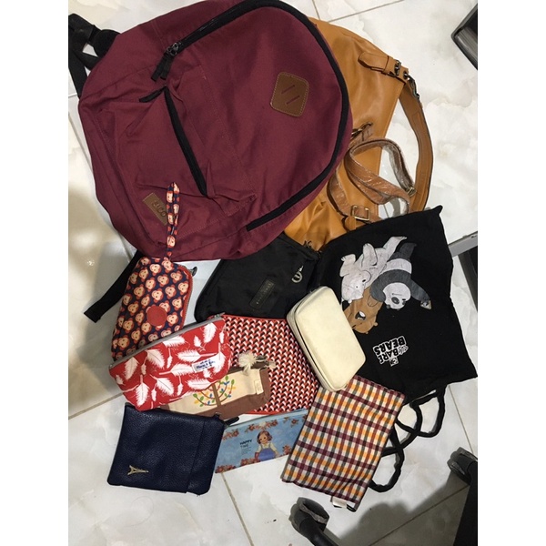 Jual Preloved Tas Bekas pouch bekas tempat pensil bekas angkut semua
