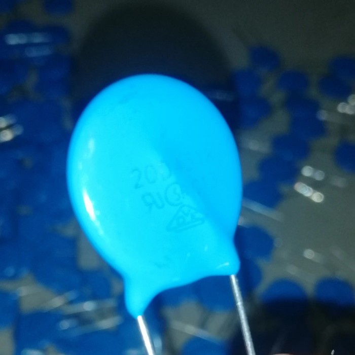 14D431K Varistor 15mm 4500A VDR Widerstand - Radio Kölsch