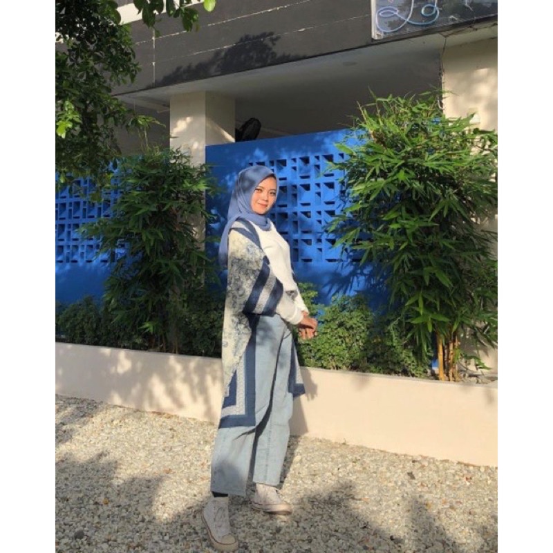Jual OUTER SCARF READY BLACK WHITE@MABELLO.ID | Shopee Indonesia