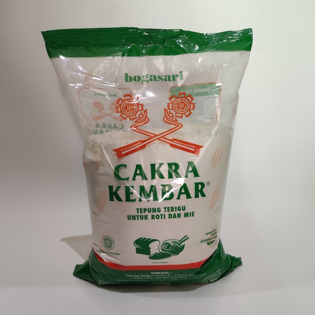 Jual Tepung Terigu Kemasan Segitiga Biru Cakra Kembar 1 Kg Shopee