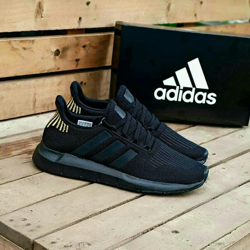 Jual Adidas Swift Run Full Black Gold ORIGINAL OBRAL Shopee Indonesia