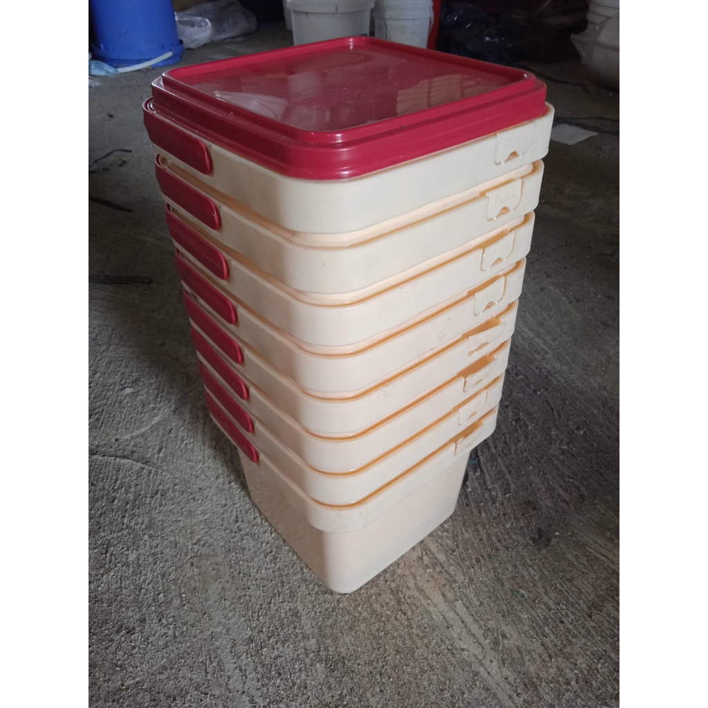 Jual Ember Bekas Cat 5kg Ember Bekas Es Krim 5kg Ember Plastik Bekas 5kg Shopee Indonesia 6069