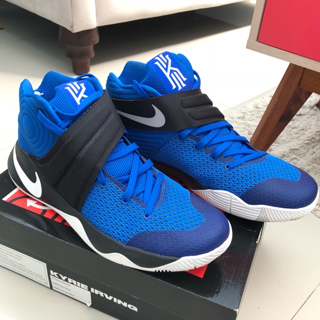 Harga sepatu nike kyrie 2 online
