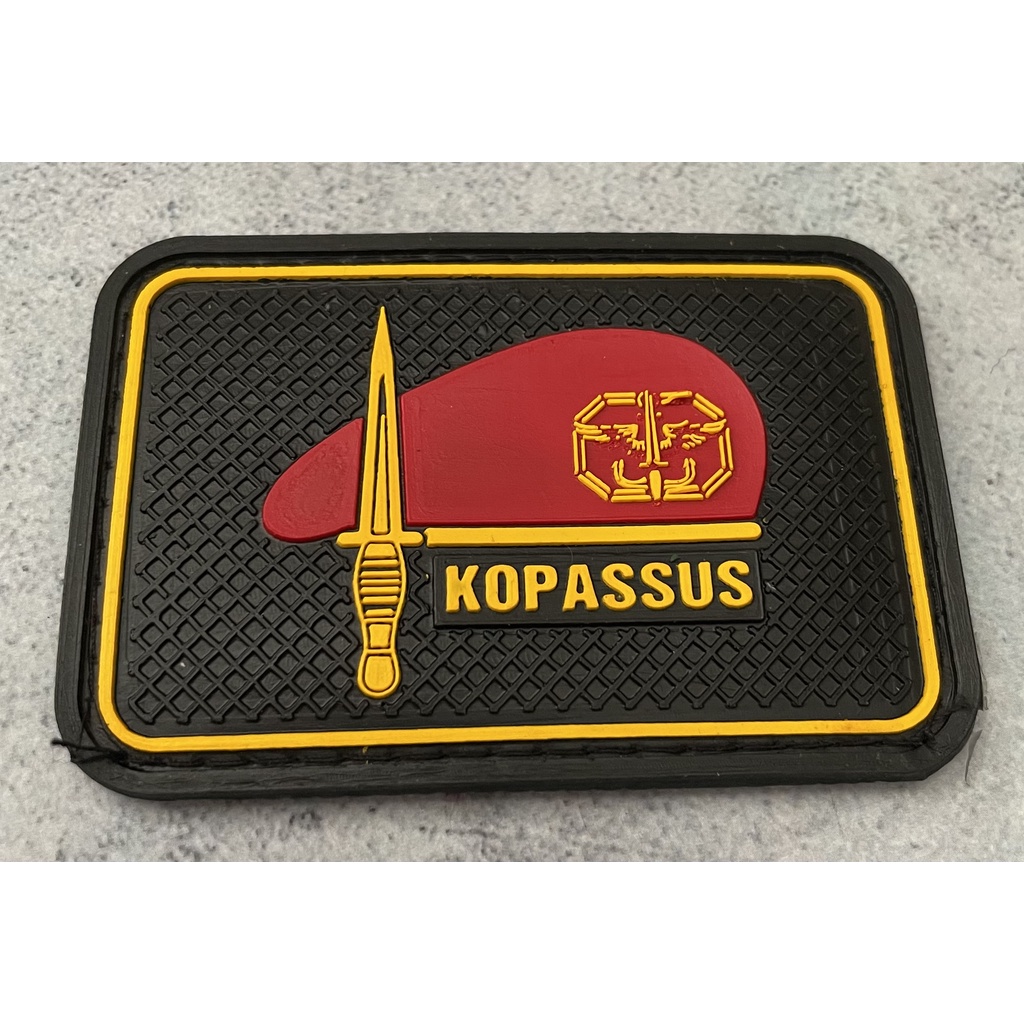 Jual Patch Kopassus (Kotak) - Patch Velcro Kopassus - Prepetan Karet ...