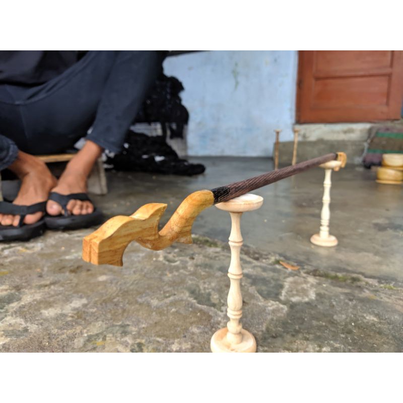jual-tangkringan-burung-murai-ulir-kayu-sonokeling-finishing-clear