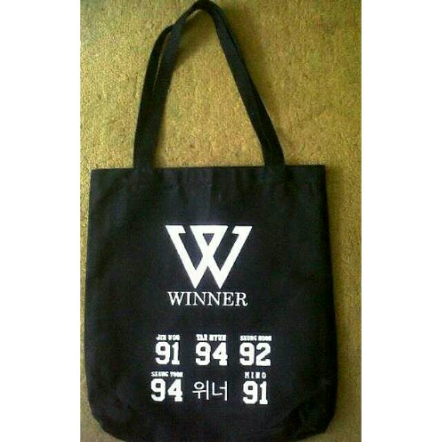 Jual Tote bag winner kpop | Shopee Indonesia