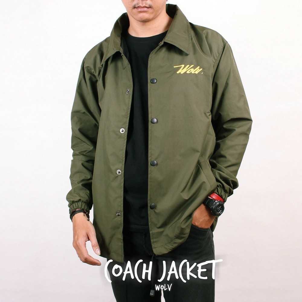 Jaket Coach Pria We Wolv MV 669