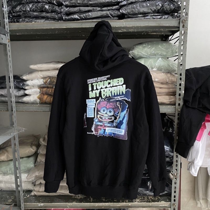 HODDIE H M SPONGEBOB I TOUCHED MY BRAIN OUTERWARE SWEATER