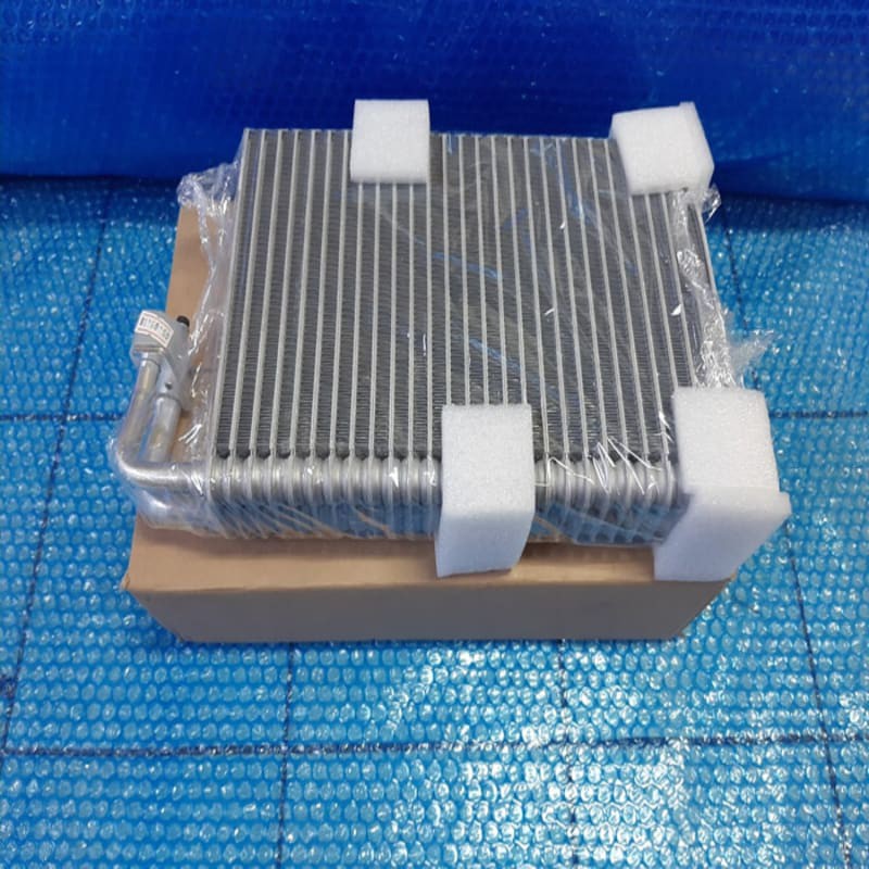 BMW E3 BMW E9 Wasserausgleichsbeh&auml;lter Messing Behr (Gebraucht) In