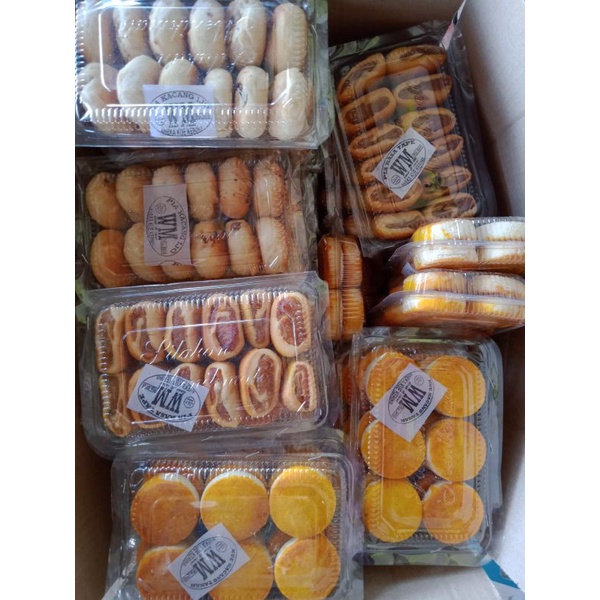 Jual Aneka Kue Kering Isi 12 Shopee Indonesia