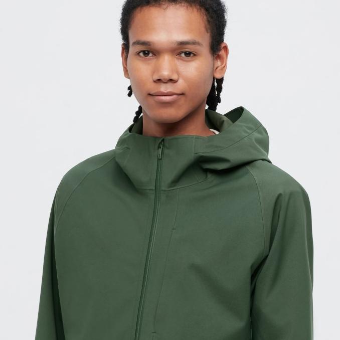 Jaket uniqlo blocktech online