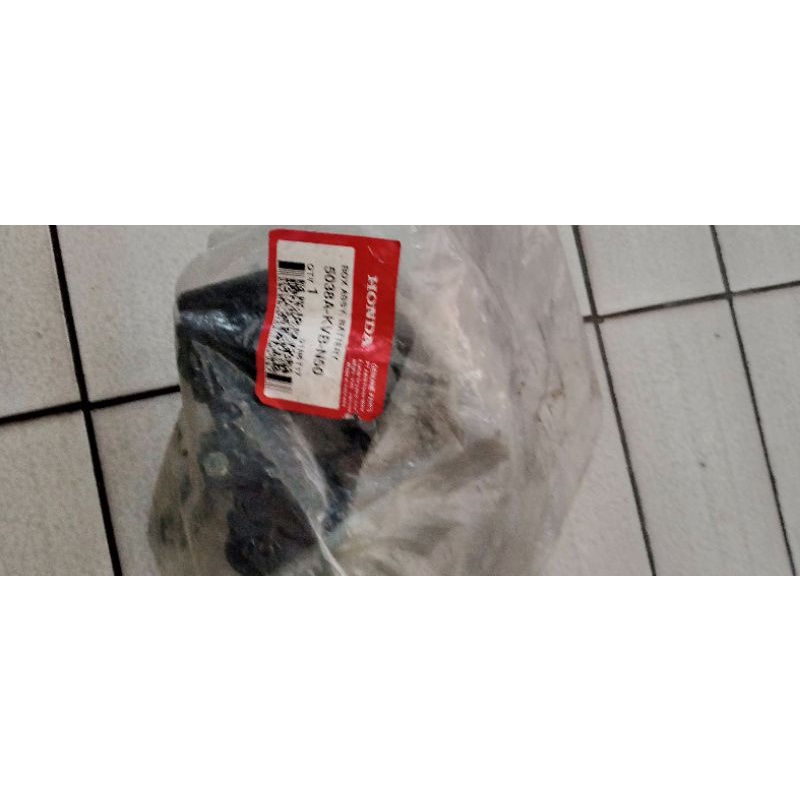 Jual BOX ASSY BATTERY / DUDUKAN TEMPAT AKI VARIO 110 TECHNO KARBURATOR