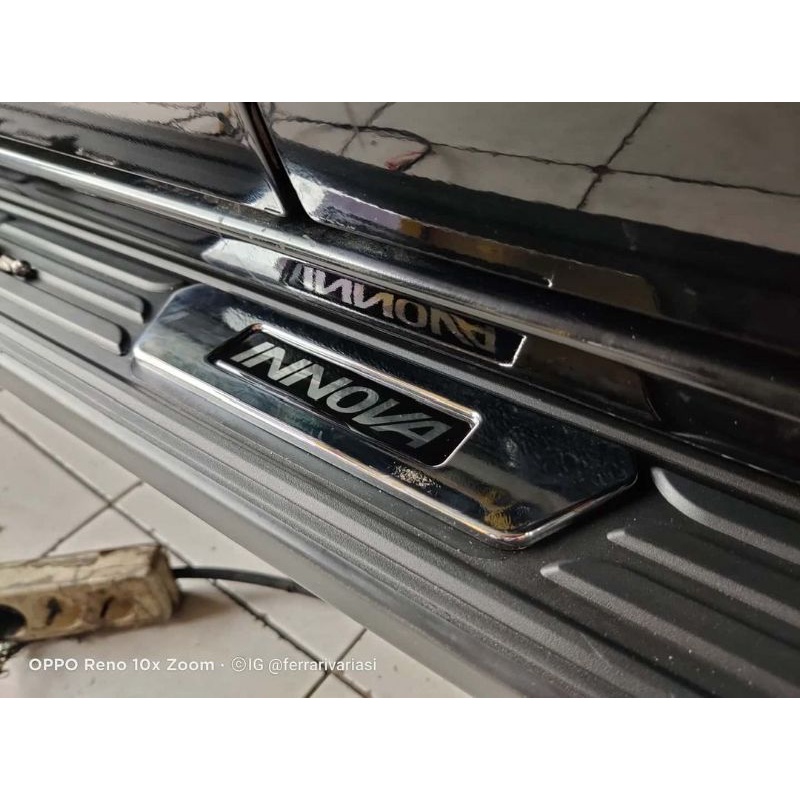 Jual foot step ori design Innova reborn Ferrari Variasi | Shopee Indonesia