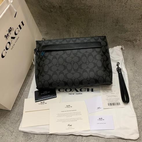 Jual PROMO COACH CLUTCH SIGNATURE BLACK HANDBAG PRIA POUCH PRIA ORIGINAL Shopee Indonesia