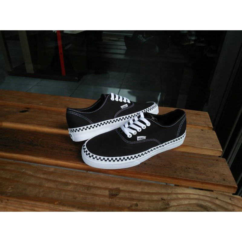 Jual Vans authentic check foxing bw DT IMPORT Shopee Indonesia