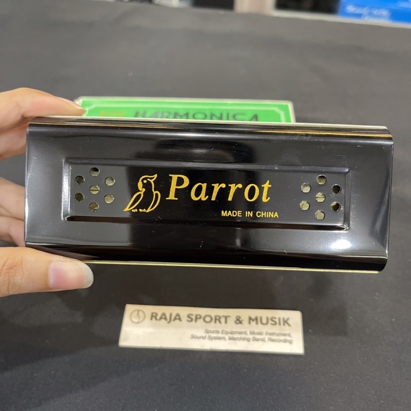 Parrot harmonica on sale 32 hole