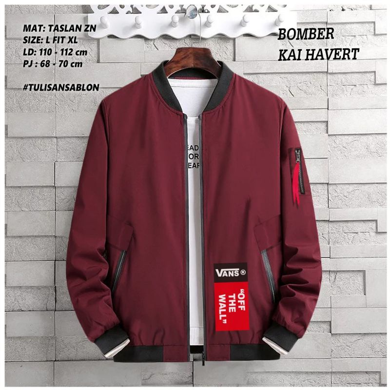 Jaket vans off the wall merah hotsell