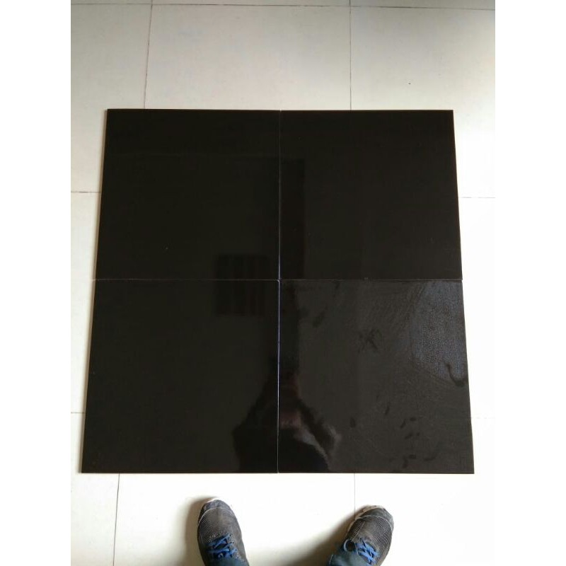 Jual Keramik Lantai Arwana Zenith Black Ukuran 50x50 Shopee Indonesia