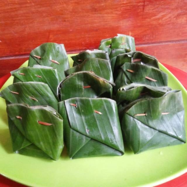 Jual Tape ketan hitam/bungkus daun pisang Shopee Indonesia