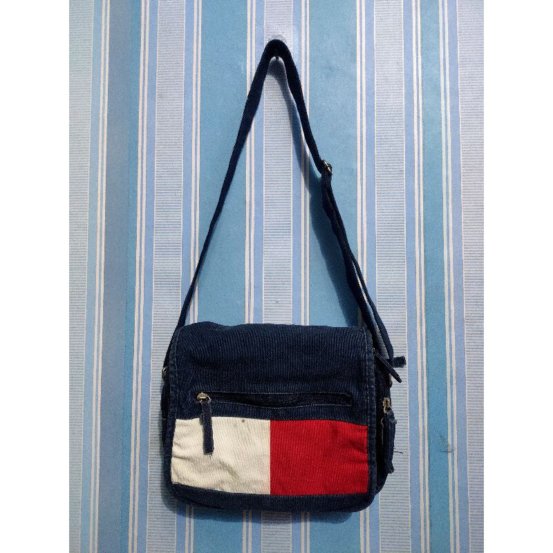 Harga sling bag tommy hot sale hilfiger