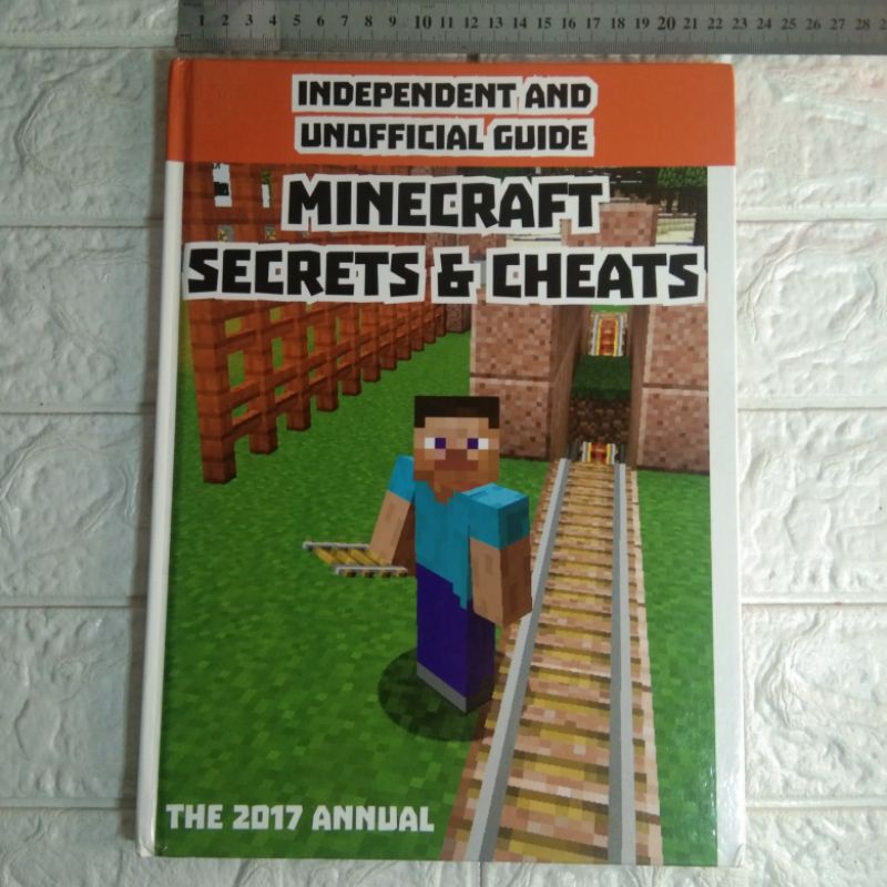 Jual Buku anak preloved second bekas MINECRAFT SECRETS AND CHEATS ...