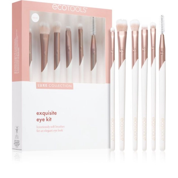 NWT. Luxie deals Stardust Brush Set!