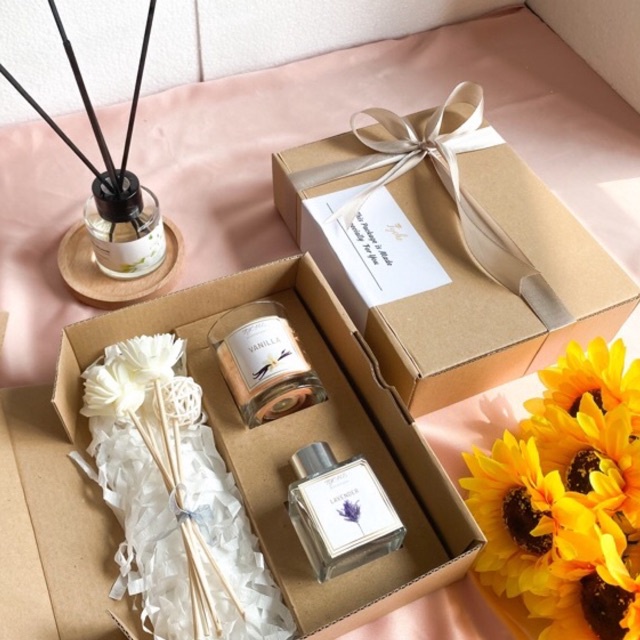 Jual GIFT SET REED DIFFUSER LILIN AROMATERAPI HAMPERS REED DIFFUSER ...