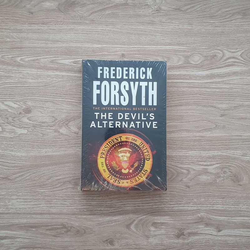 Jual Novel Import - The Devil's Alternative - Frederick Forsyth ...