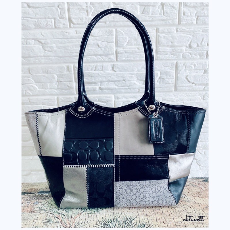 Jual Ready Coach bleecker patchwork tote bag silver black preloved