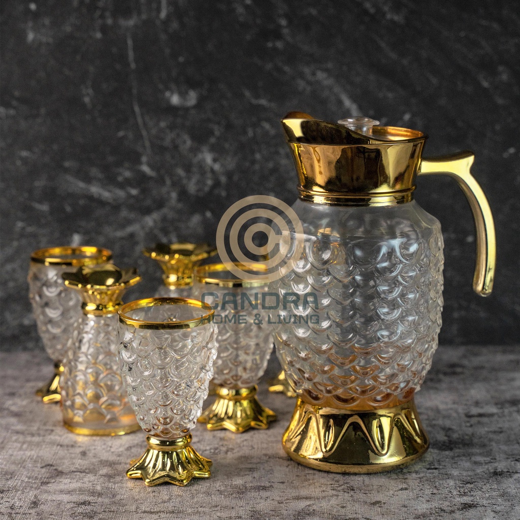 Y2921 在銘 薩摩 金彩 花尽くめ 皿 直径17.7㎝ 金襴手 L - メルカリ