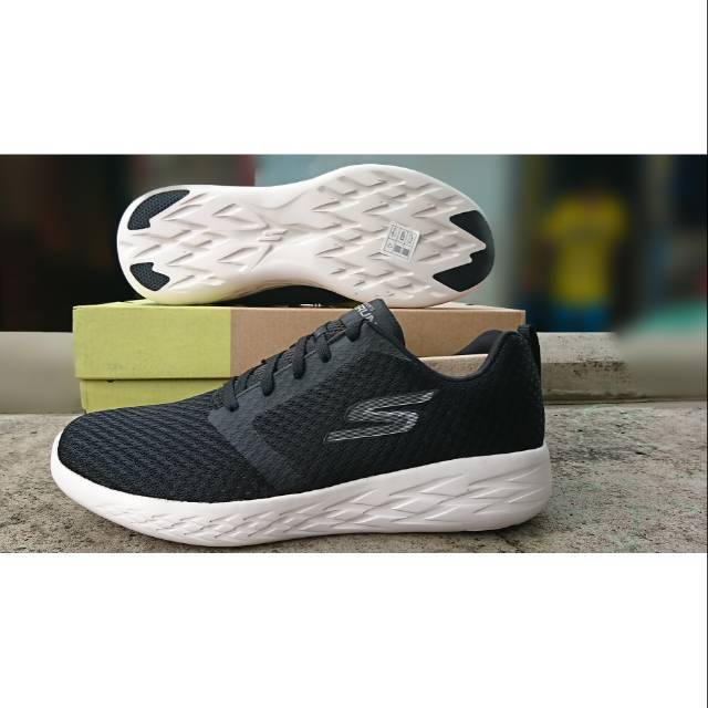 Sepatu SKECHERS GO RUN 600 CIRCULATE ORIGINAL SKECHERS RUNNING MEN