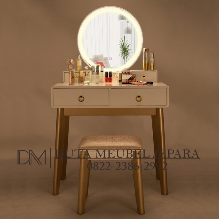 Jual Meja Rias Minimalis / Modern / Kaki Besi / Lampu / Mewah / Terbaru ...