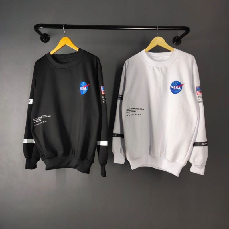 Tag crewneck nasa discount original