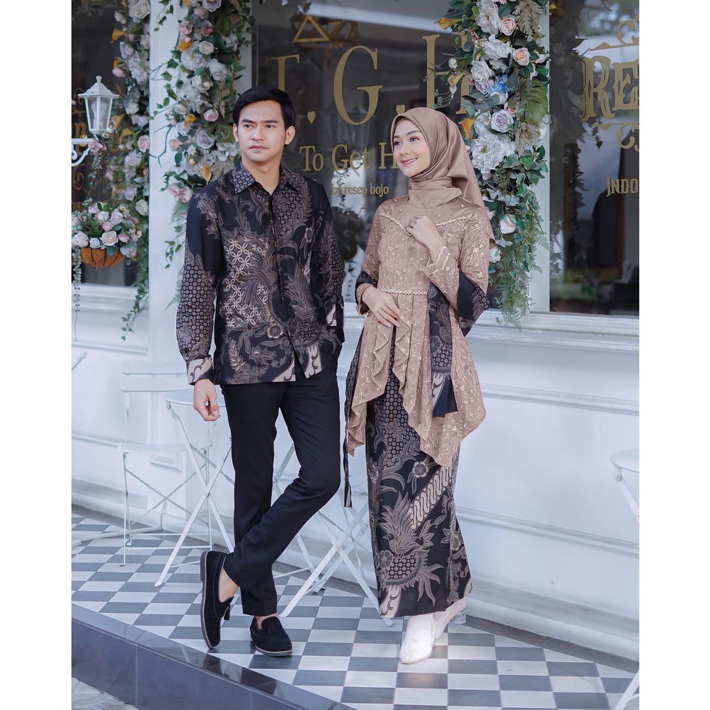 Jual SHOPASHOP SOLO BATIK Kebaya Couple Mahala Sarimbit Kebaya Couple Modern Kebaya Wisuda