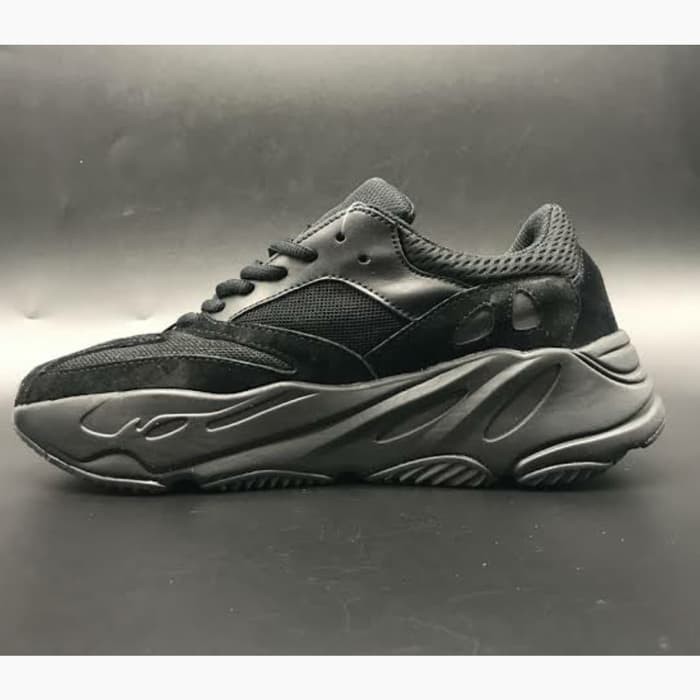 Adidas yeezy 700 outlet full black