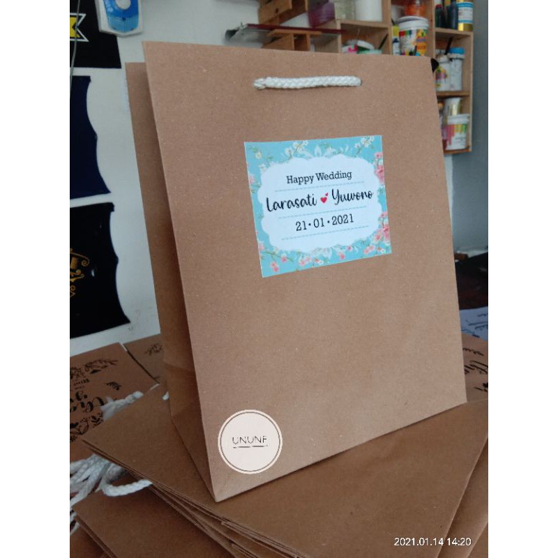 Jual PAPER BAG + STIKER (minimal 50) | Shopee Indonesia