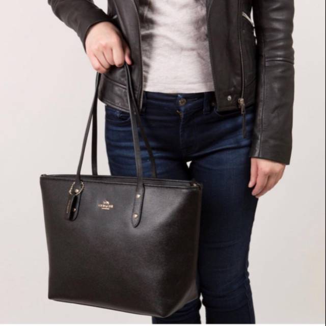 Coach black city zip tote best sale