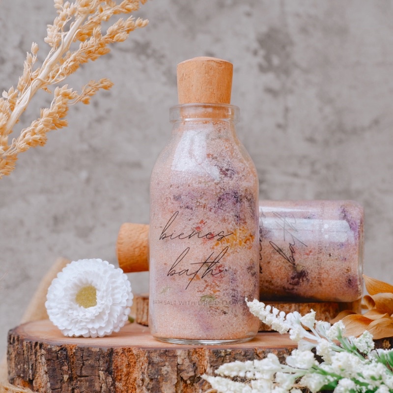 Jual BATH SALT WITH FLOWERS Himalayan salt Garam mandi aromatherapy