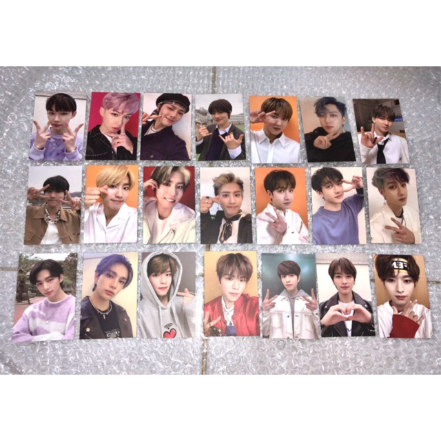 WTS Stray Kids Social Path Limited A and Regular Album Photocard