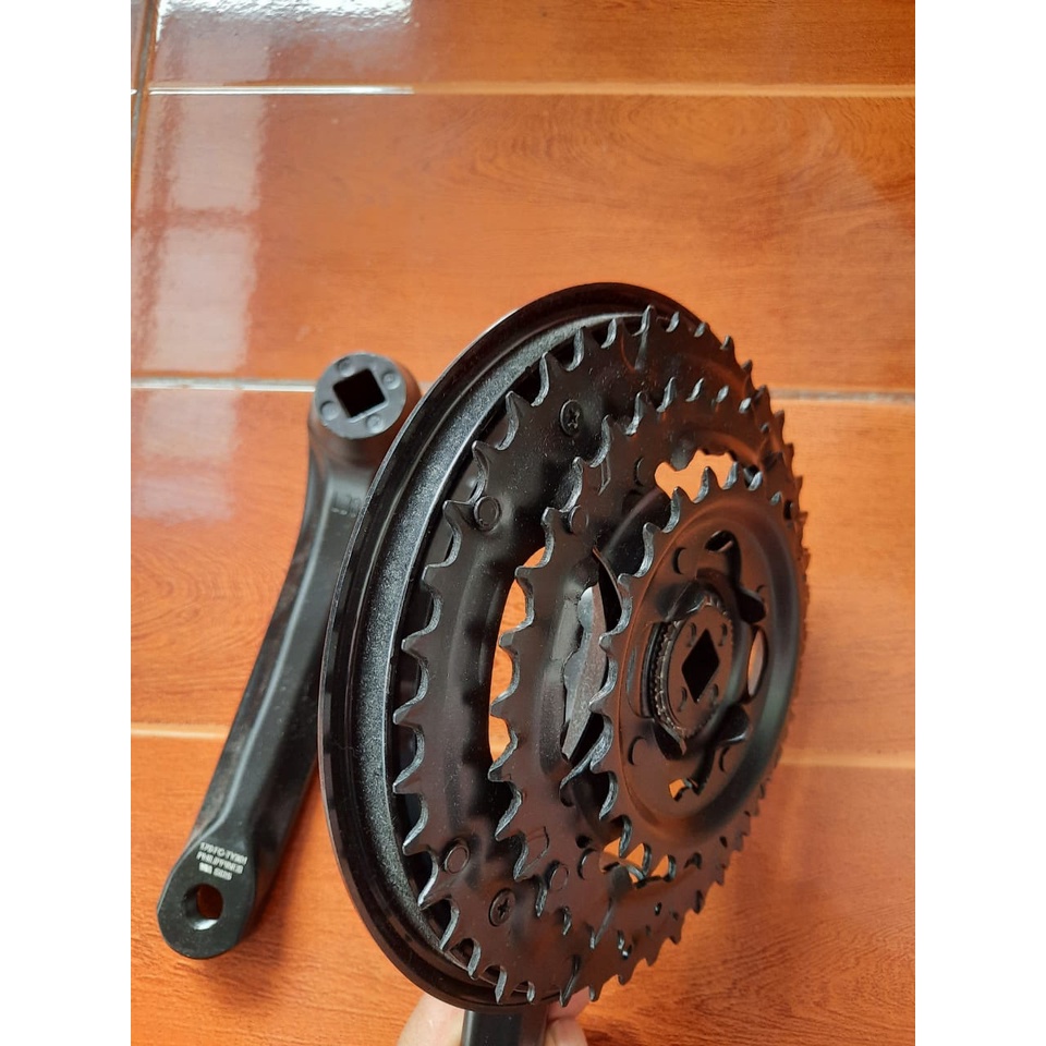 Plateaux shimano 42 - 32 - 22 - Équipements vélos