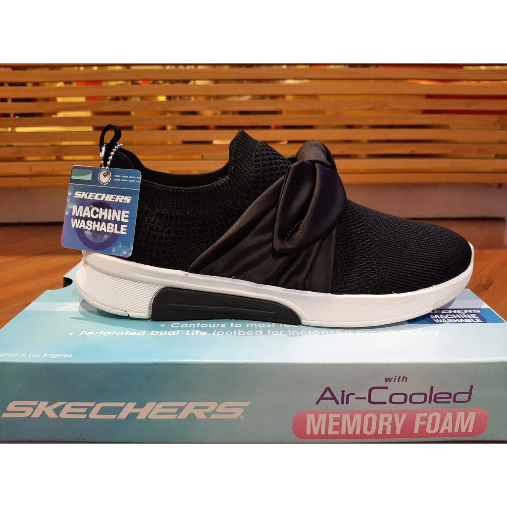 Skechers air cooled memory hotsell foam vietnam