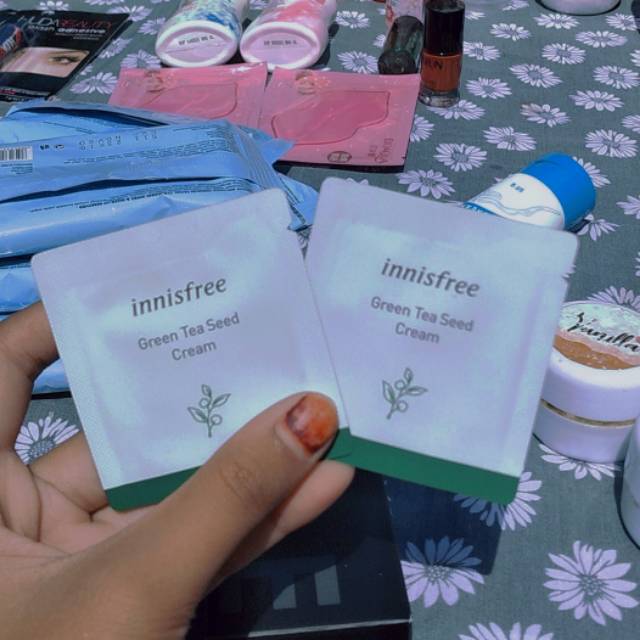 Jual Sample innisfree grean tea seed cream | Shopee Indonesia