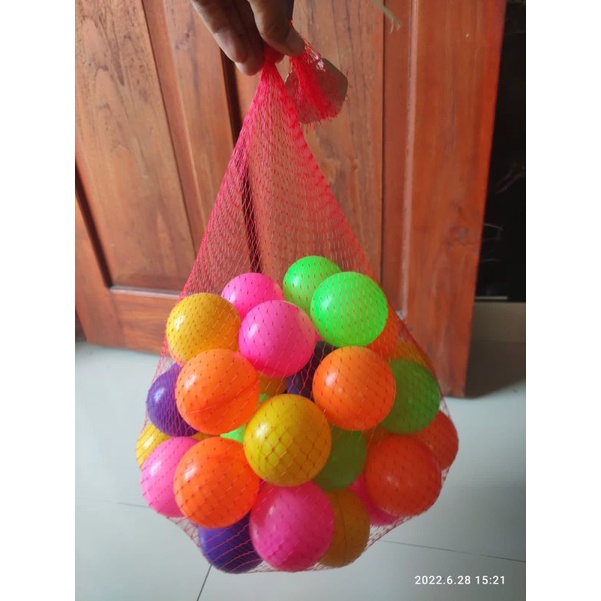 Jual Bola bola mandi bola Harga 35rb per bungkus isi 50pcs | Shopee ...