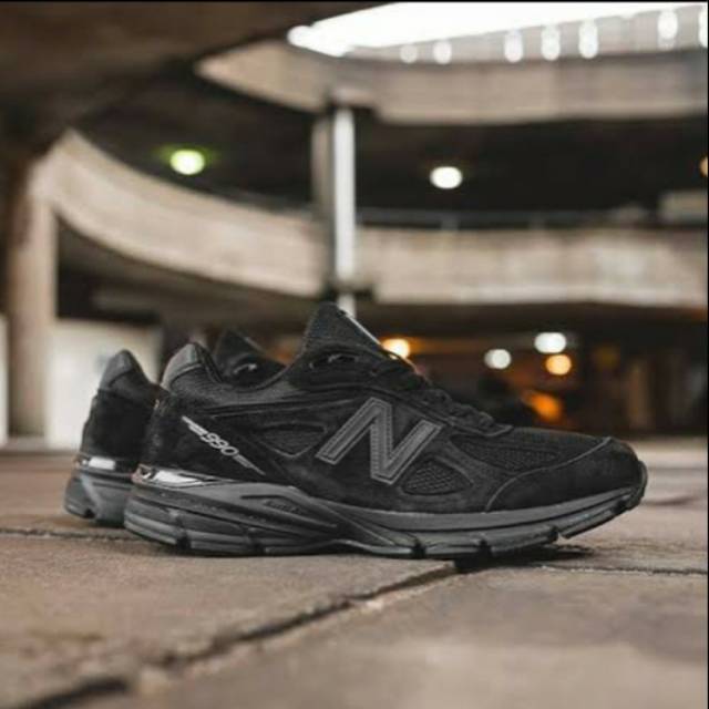 New balance 990v4 triple sales black